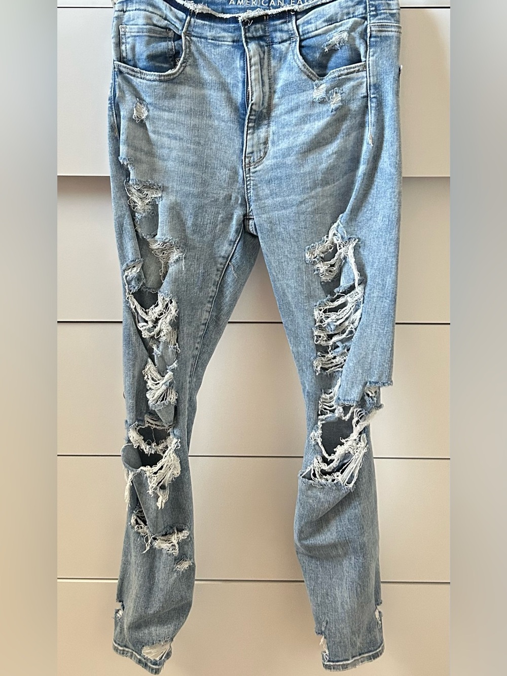 American Eagle Outfitters Light Blue Distressed Straight Leg Jeans